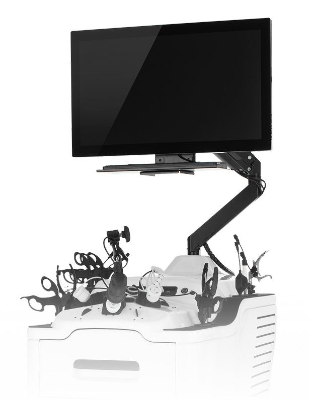 Połowa symulatora Apex - monitor oraz przestrzeń treningowa z wpustami i narzędziami.