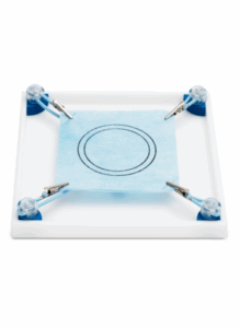 Fizyczny moduł treningowy - wycinanie kółek.